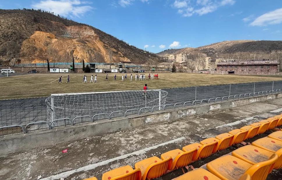 Armenien – Fußball, Sonne und Natur